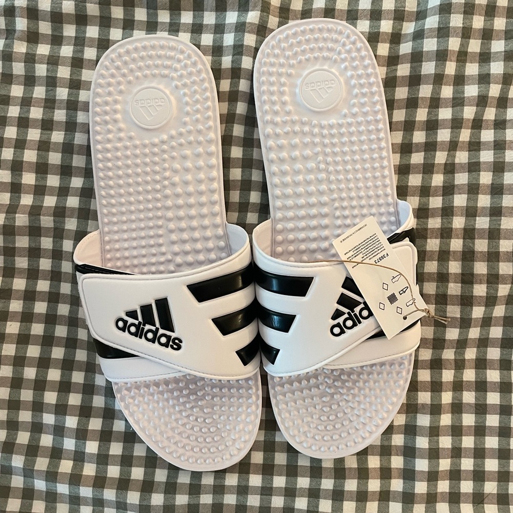 adidas White and Black Kids Slide Sandals with Massage Footbed